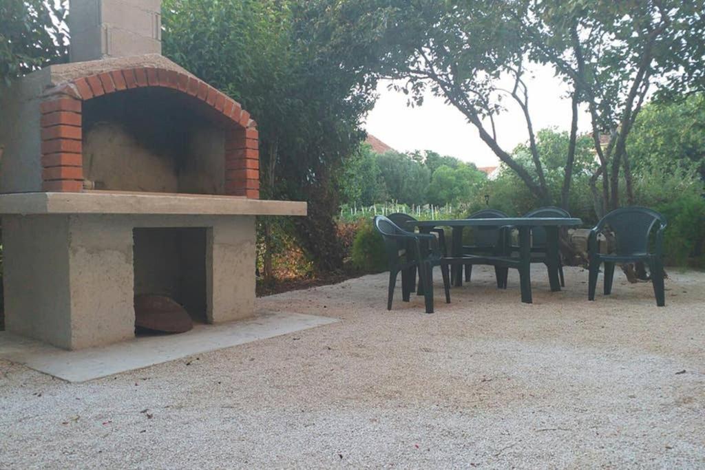 Apartman Greta Sukošan Esterno foto